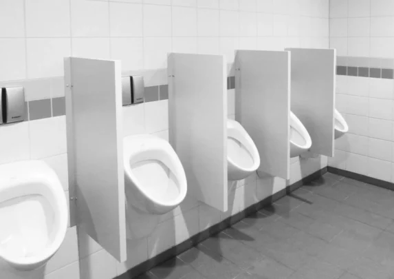 Przegrody pisuarowe